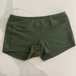 Virus Low Rise Compression Shorts 2”